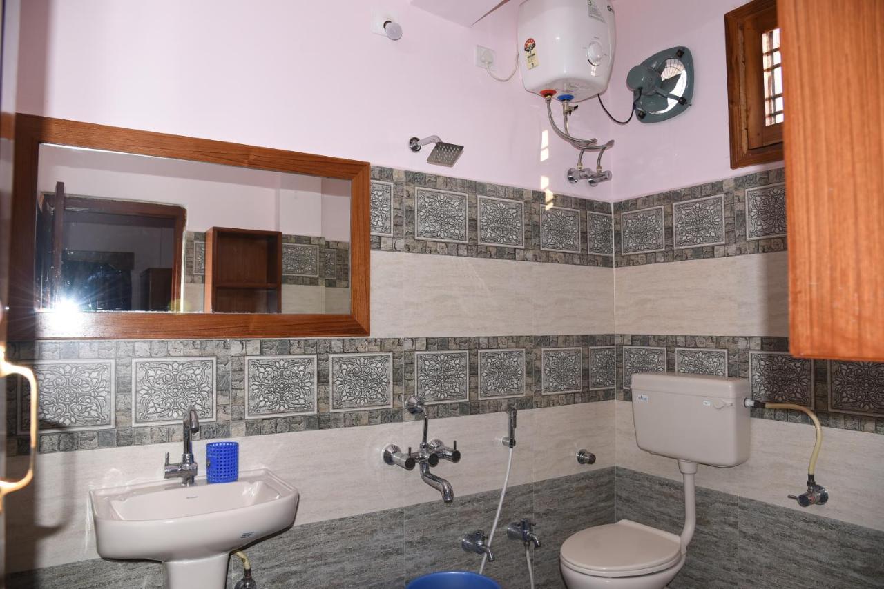 מלון היידראבד Anjani Mansion מראה חיצוני תמונה