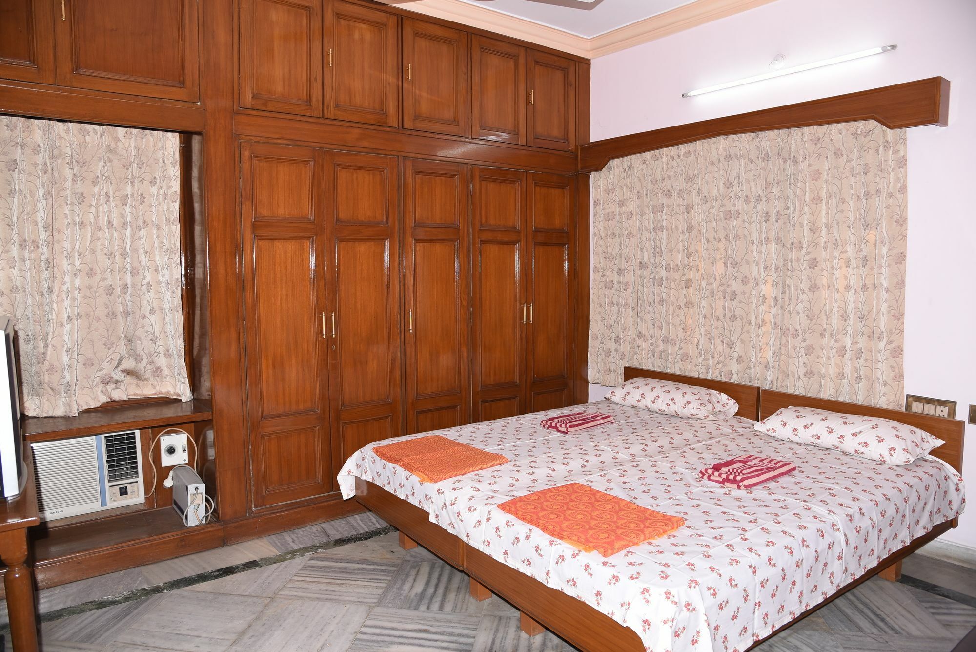 מלון היידראבד Anjani Mansion מראה חיצוני תמונה