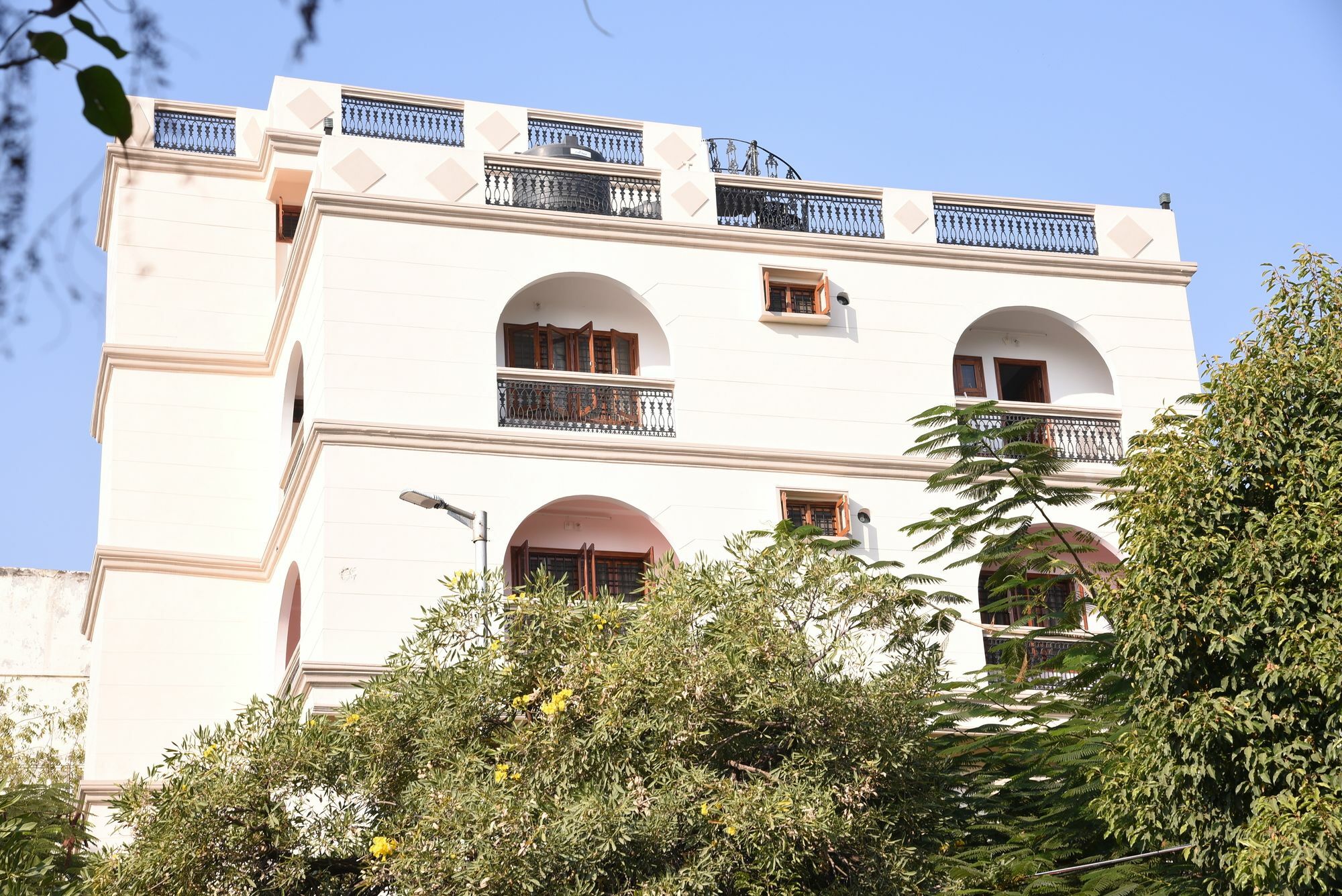 מלון היידראבד Anjani Mansion מראה חיצוני תמונה